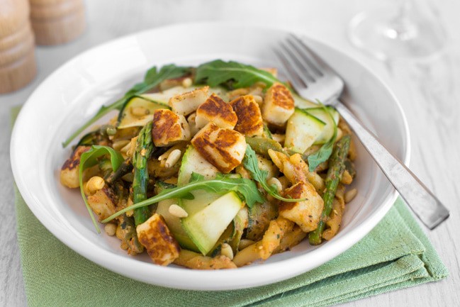 Asparagus and Halloumi Pasta with Smoky Tomato Pesto