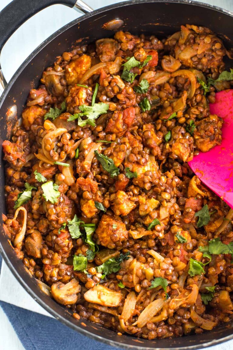 Easy Lentil and Halloumi Curry